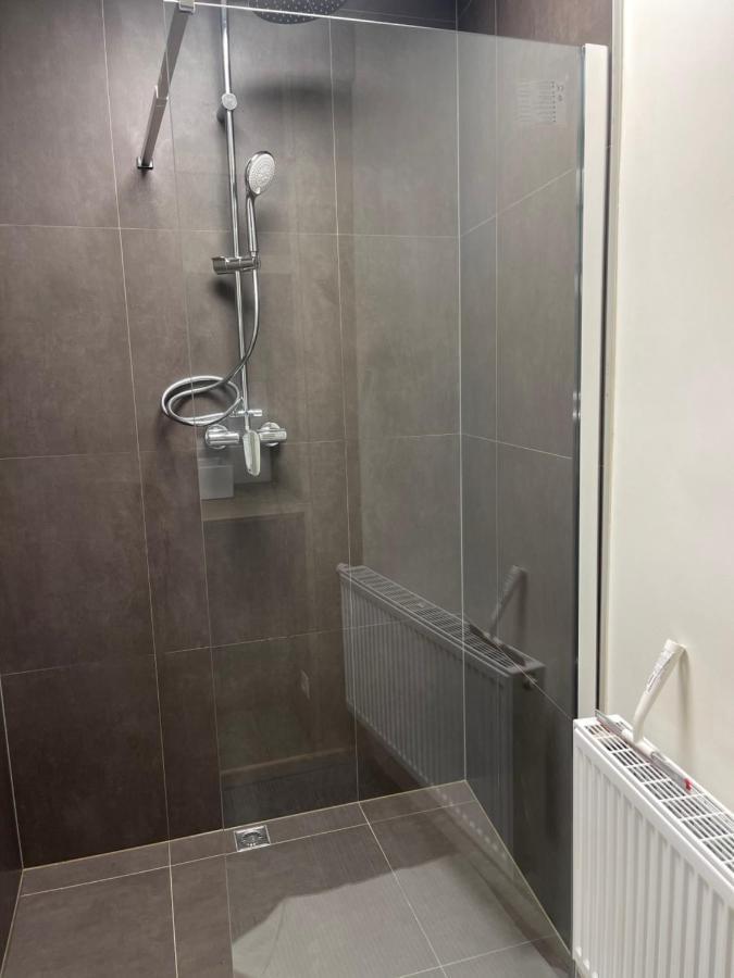 Ruime luxe kamer in centrum Brugge met badkamer! Eksteriør billede